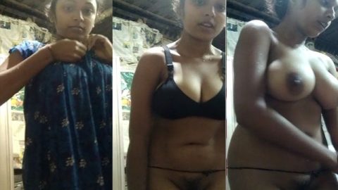 Dehati girl showing her boobs and pussy