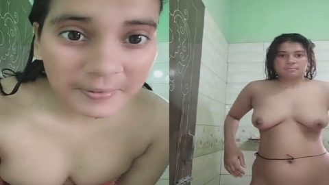Indian girl after bath nude show for boyfriend