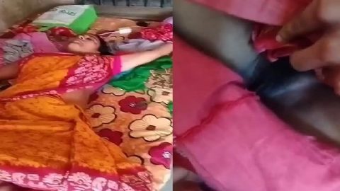 Sleeping bhabhi pussy captured by young neighbor boy