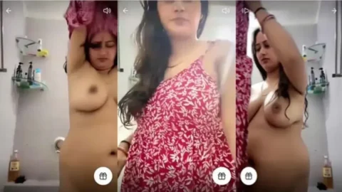 Desi aunty ka bold live show kapde badalte hue sexy nude cams MMS Porn
